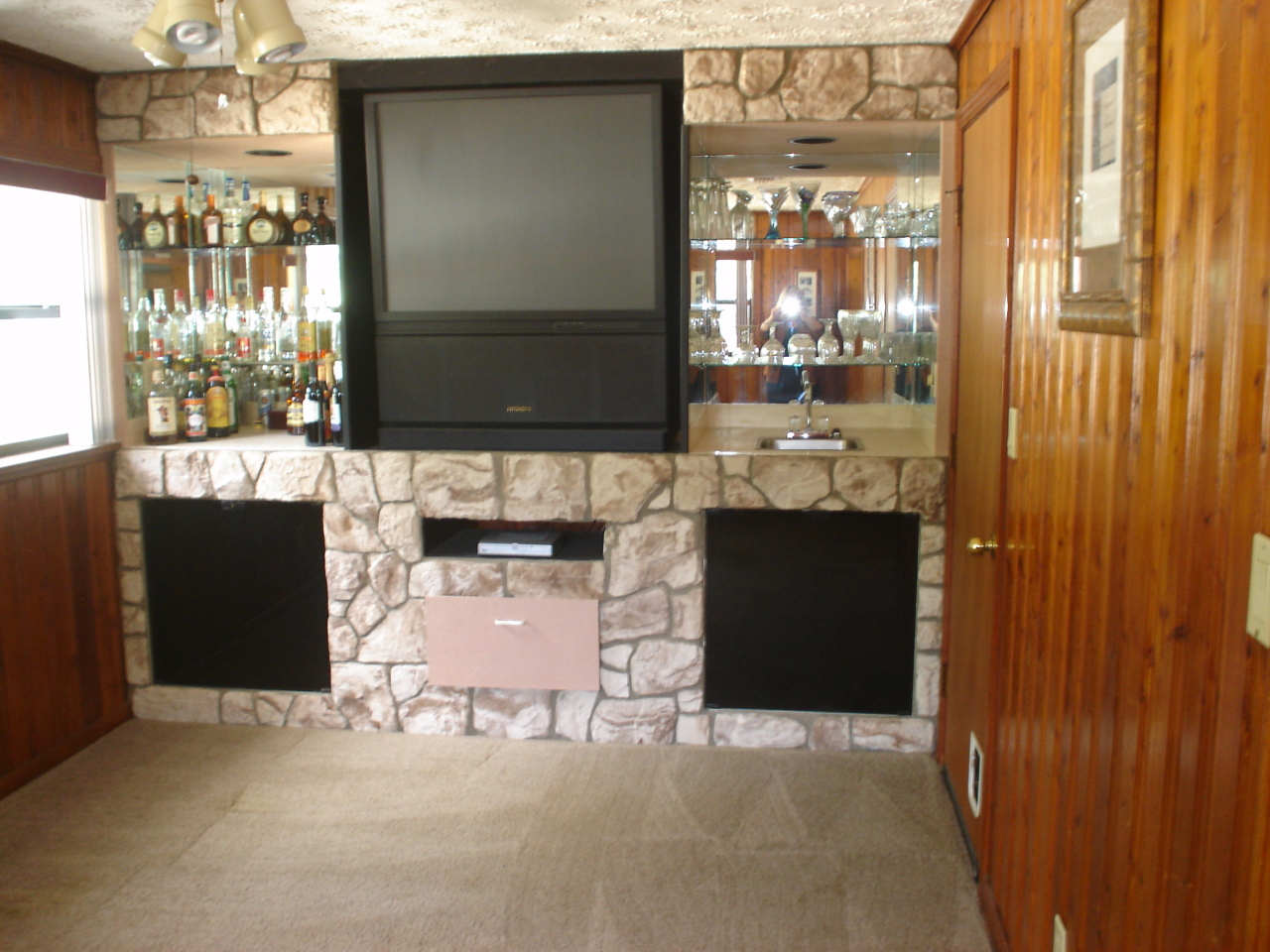 10505 Jolynn Road Jacksonville, FL 32225 - Photo 6 of 8 Family Room with T.V.