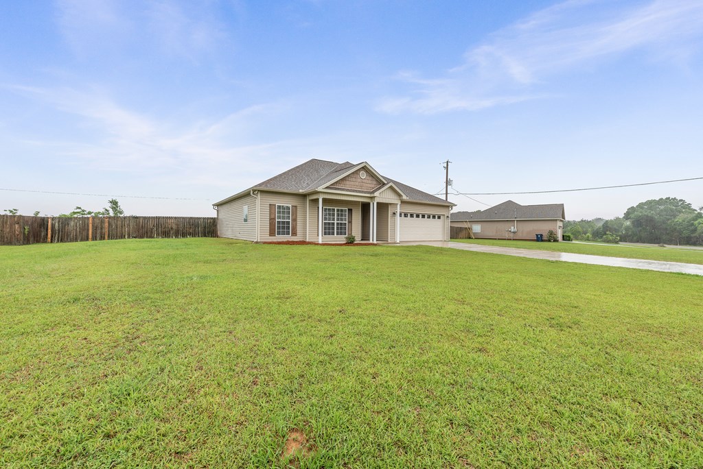 2045 Holland Road Newton, AL 36352 - Photo 3 of 27 Gallery Image 3