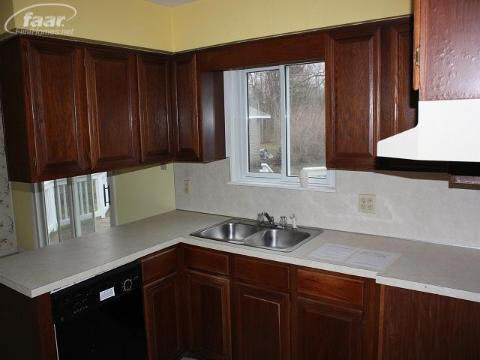 1152 Ransom Drive Flint, MI 48507 - Photo 18 of 26 20353862-18.JPG
