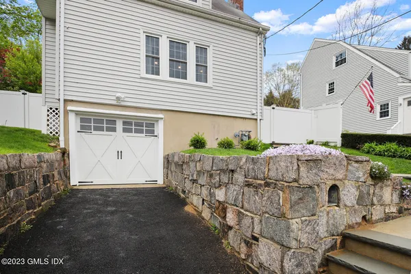 $5,750 | 24 Nicholas Avenue, Greenwich, CT 06831