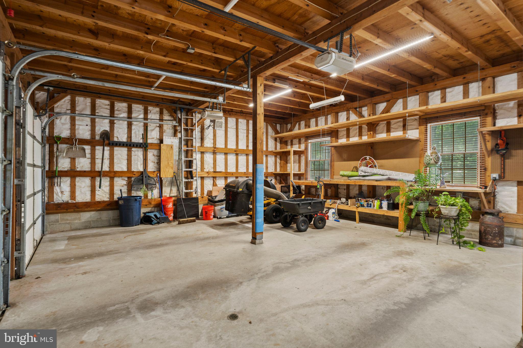 16 Dunhill Road Jackson, NJ 08527 - Photo 31 of 44 Spacious garage with ample storage.