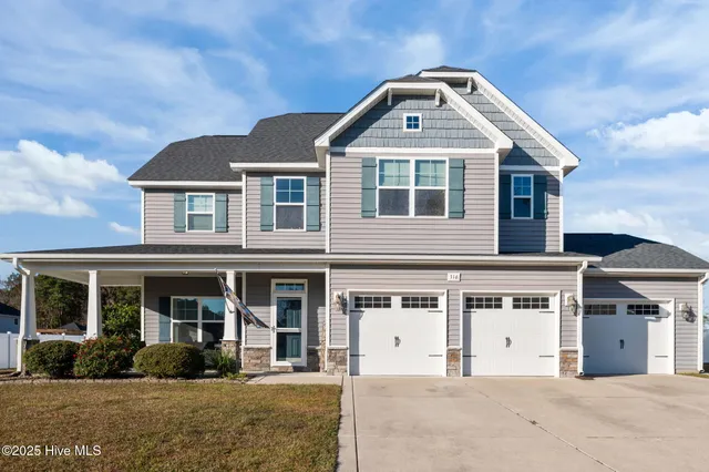 $379,900 | 316 Copper Creek Drive, Winterville, NC 28590