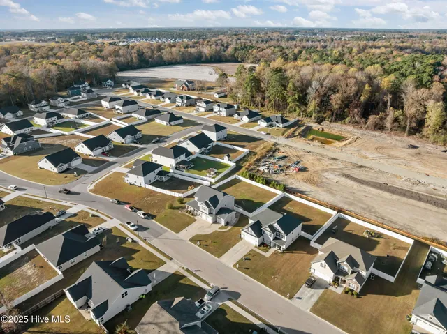 $379,900 | 316 Copper Creek Drive, Winterville, NC 28590