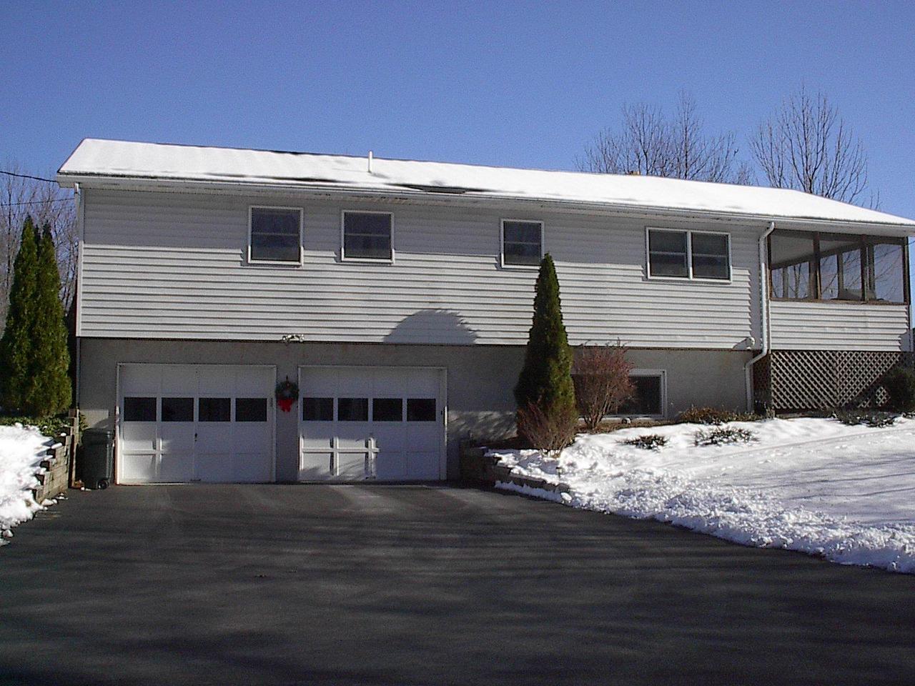 Reeders Run Road Stroudsburg, PA 18360 - Photo 2 of 8 Rear of home