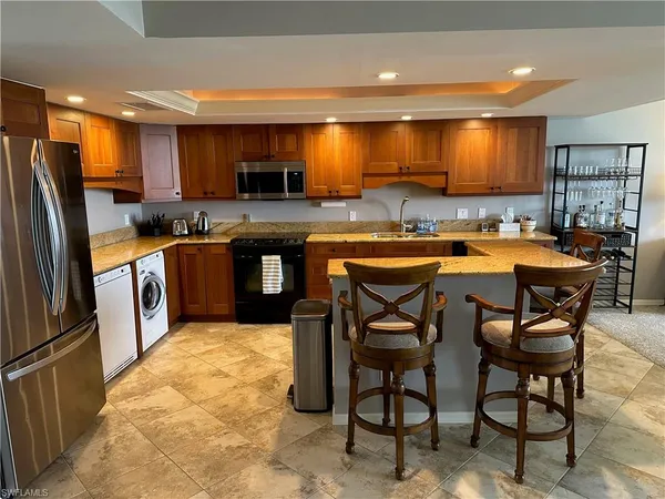 $12,000 | 2305 Gulf Shore Boulevard North, Unit 313, Naples, FL 34103