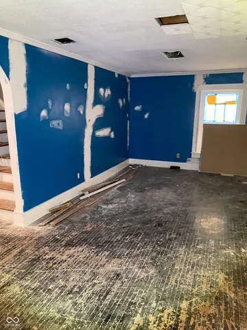 $75,000 | 207 East Broadway Street, Alexandria, IN 46001