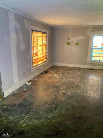 $75,000 | 207 East Broadway Street, Alexandria, IN 46001