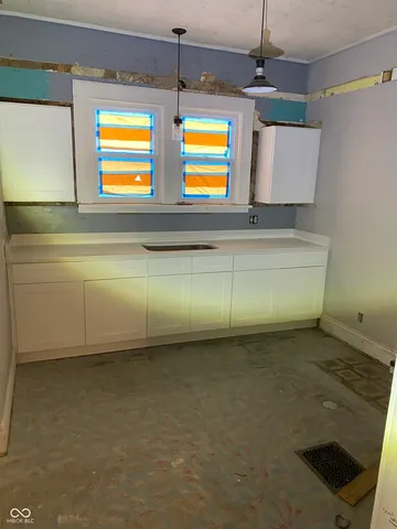 $75,000 | 207 East Broadway Street, Alexandria, IN 46001