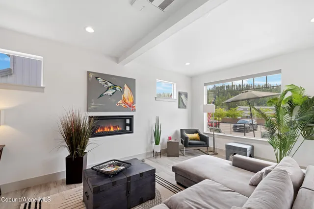 $894,900 | 2418 North Atlas Road, Coeur D'Alene, ID 83814