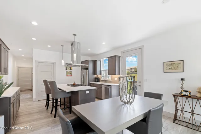 $894,900 | 2418 North Atlas Road, Coeur D'Alene, ID 83814