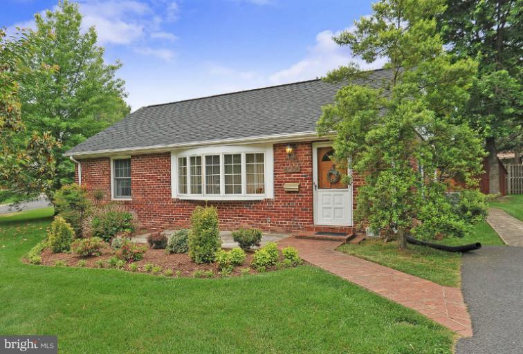 8006 Wellington Road Alexandria, VA 22308 - Photo 1 of 1 Exterior (Front)