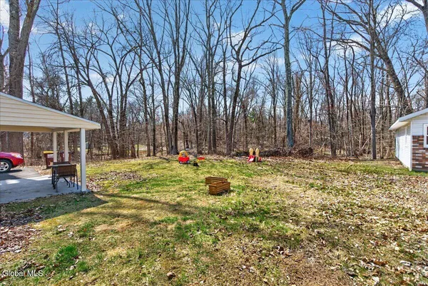 $289,000 | 6129 Johnston Road, Guilderland, NY 12159