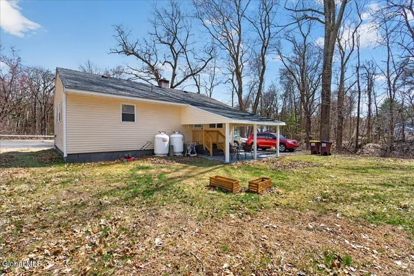$289,000 | 6129 Johnston Road, Guilderland, NY 12159