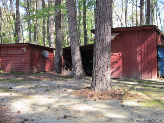 10411 Buckley Hall Road Mathews, VA 23109 - Photo 7 of 24