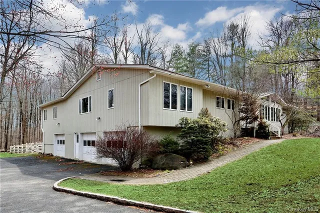 $5,500 | 1 Emerald Drive, Pomona, NY 10970