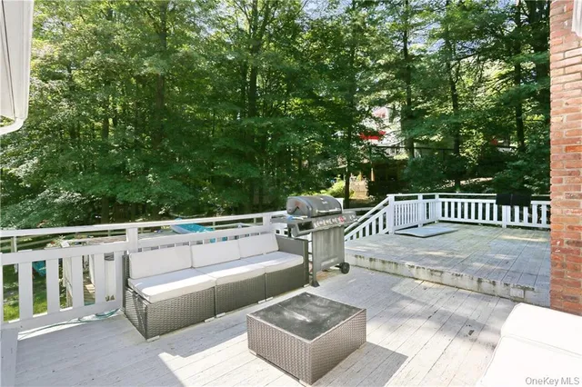 $5,500 | 1 Emerald Drive, Pomona, NY 10970