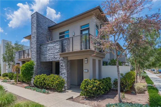 $1,660,000 | 727 Beacon, Irvine, CA 92618