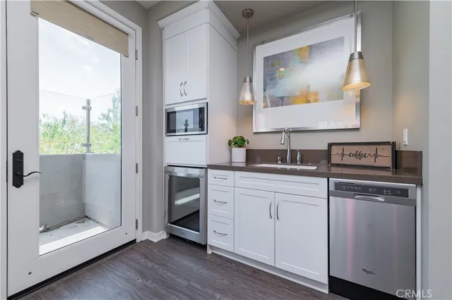 $1,660,000 | 727 Beacon, Irvine, CA 92618