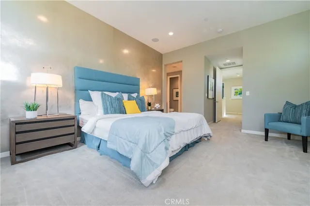 $1,660,000 | 727 Beacon, Irvine, CA 92618