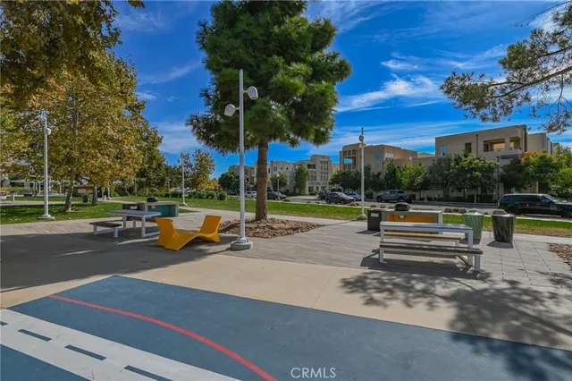 $1,660,000 | 727 Beacon, Irvine, CA 92618