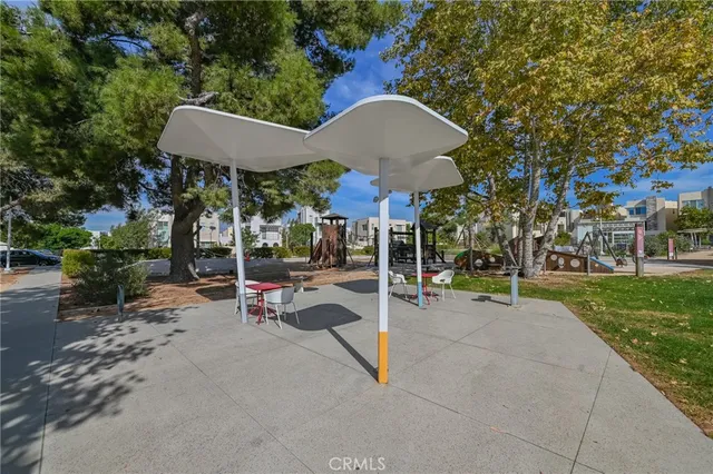 $1,660,000 | 727 Beacon, Irvine, CA 92618