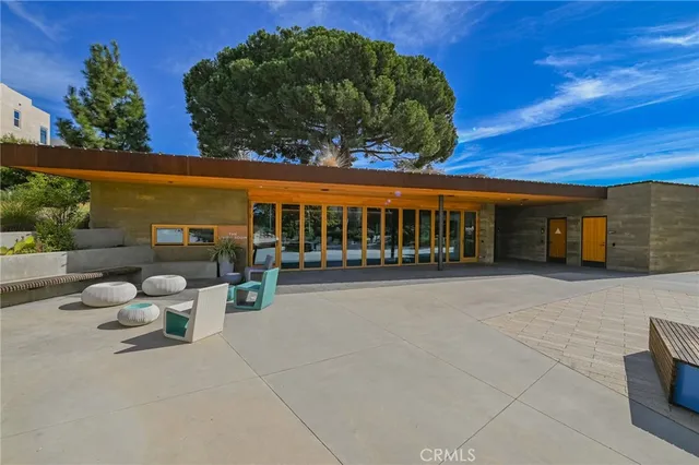 $1,660,000 | 727 Beacon, Irvine, CA 92618