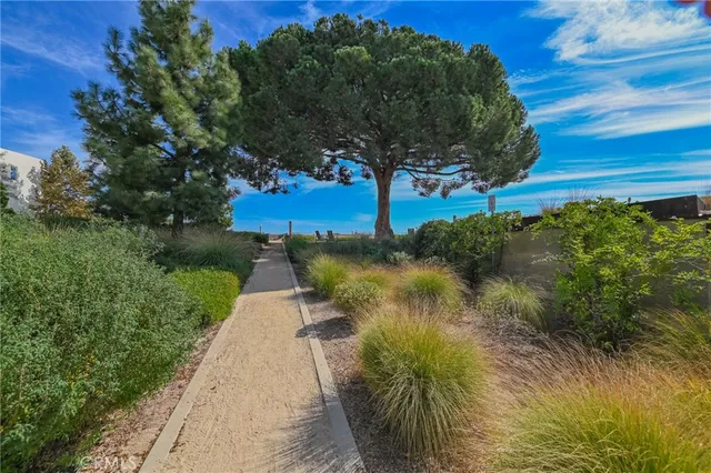 $1,660,000 | 727 Beacon, Irvine, CA 92618