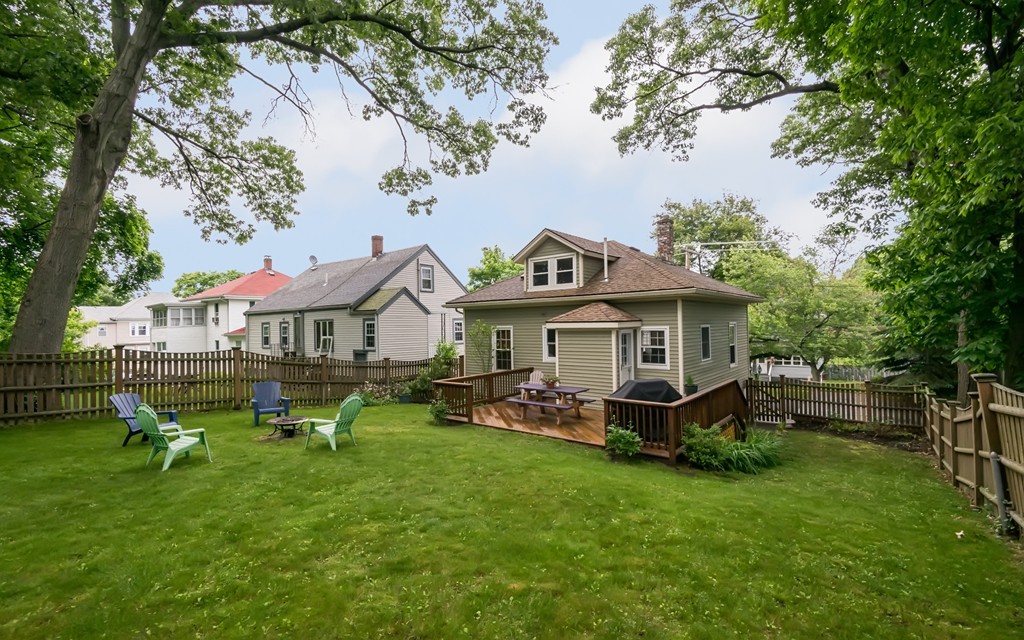 26 County Way Beverly, MA 01915 - Photo 6 of 27 Gallery Image 6