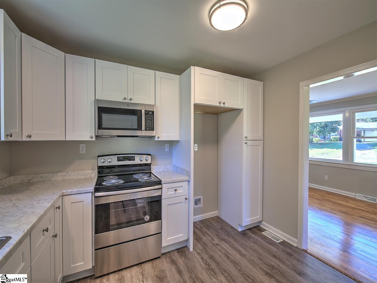 611 Old Augusta Road Greenville, SC 29605 - Photo 7 of 17