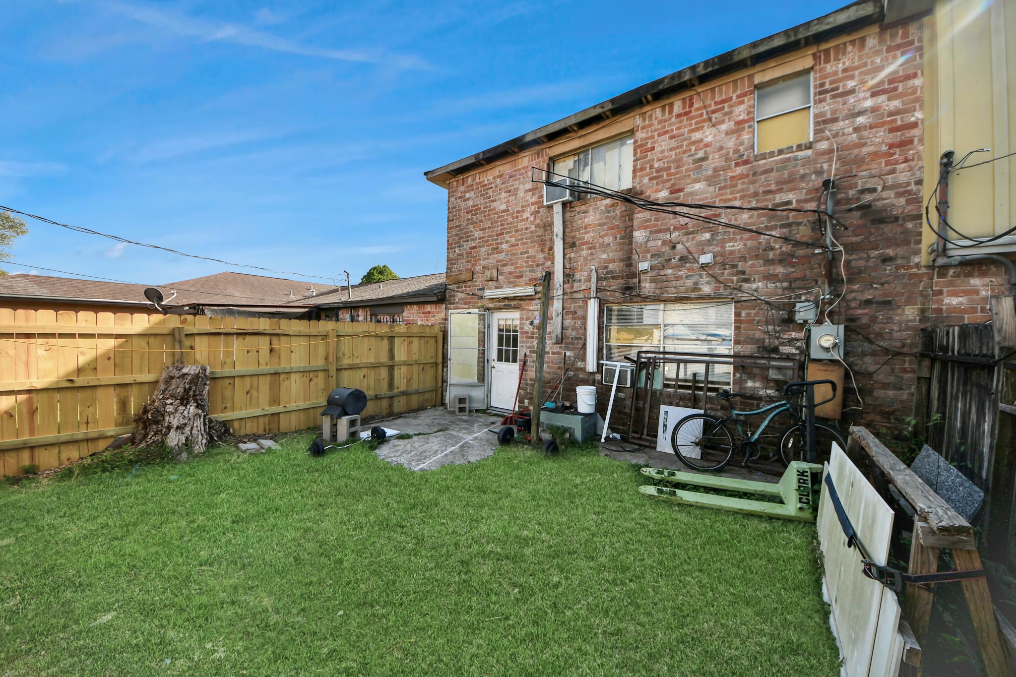 5106 Ingomar Way Houston, TX 77053 - Photo 14 of 14 a view of backyard with patio