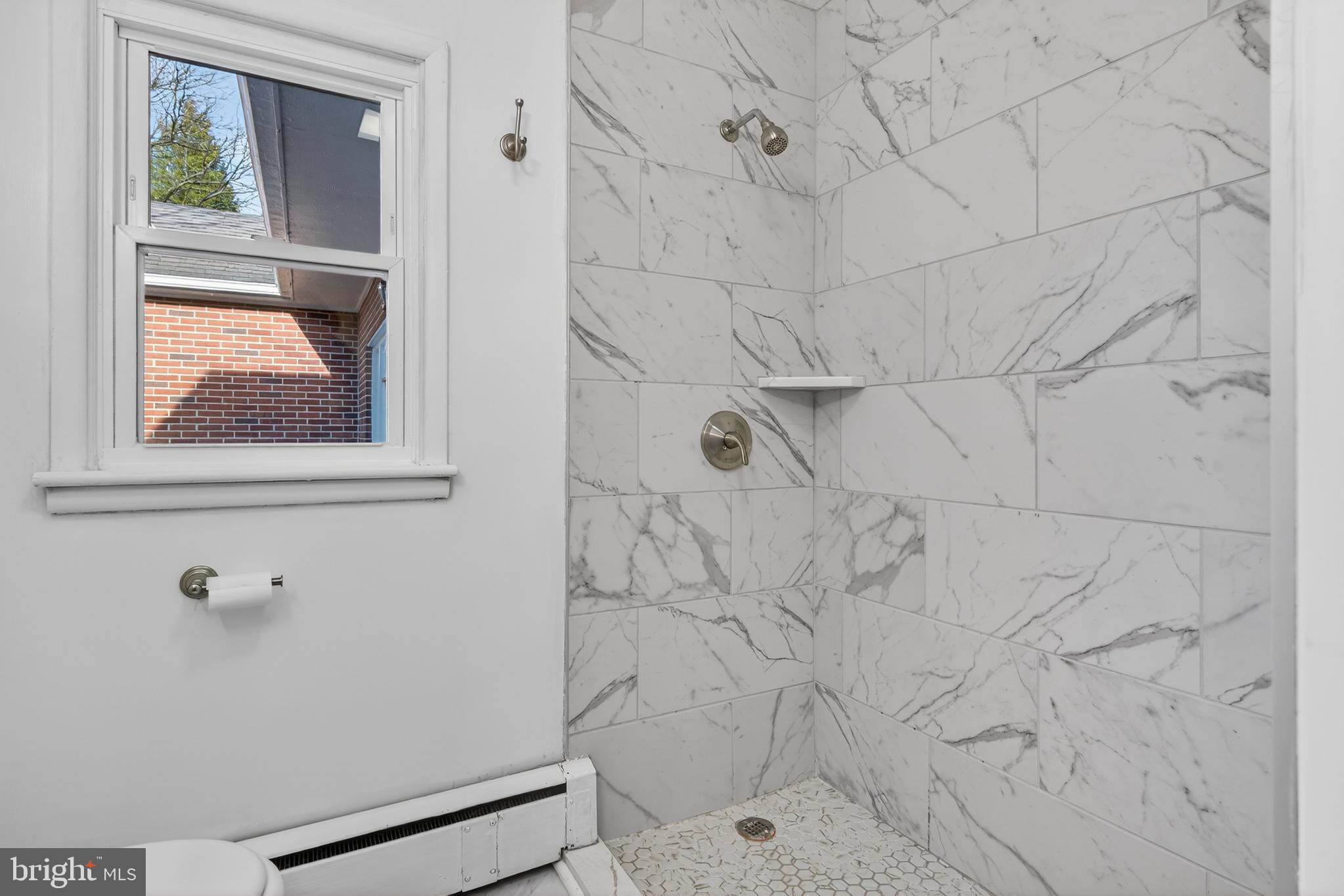 10 Dixie Drive Red Lion, PA 17356 - Photo 24 of 32 a bathroom with a shower