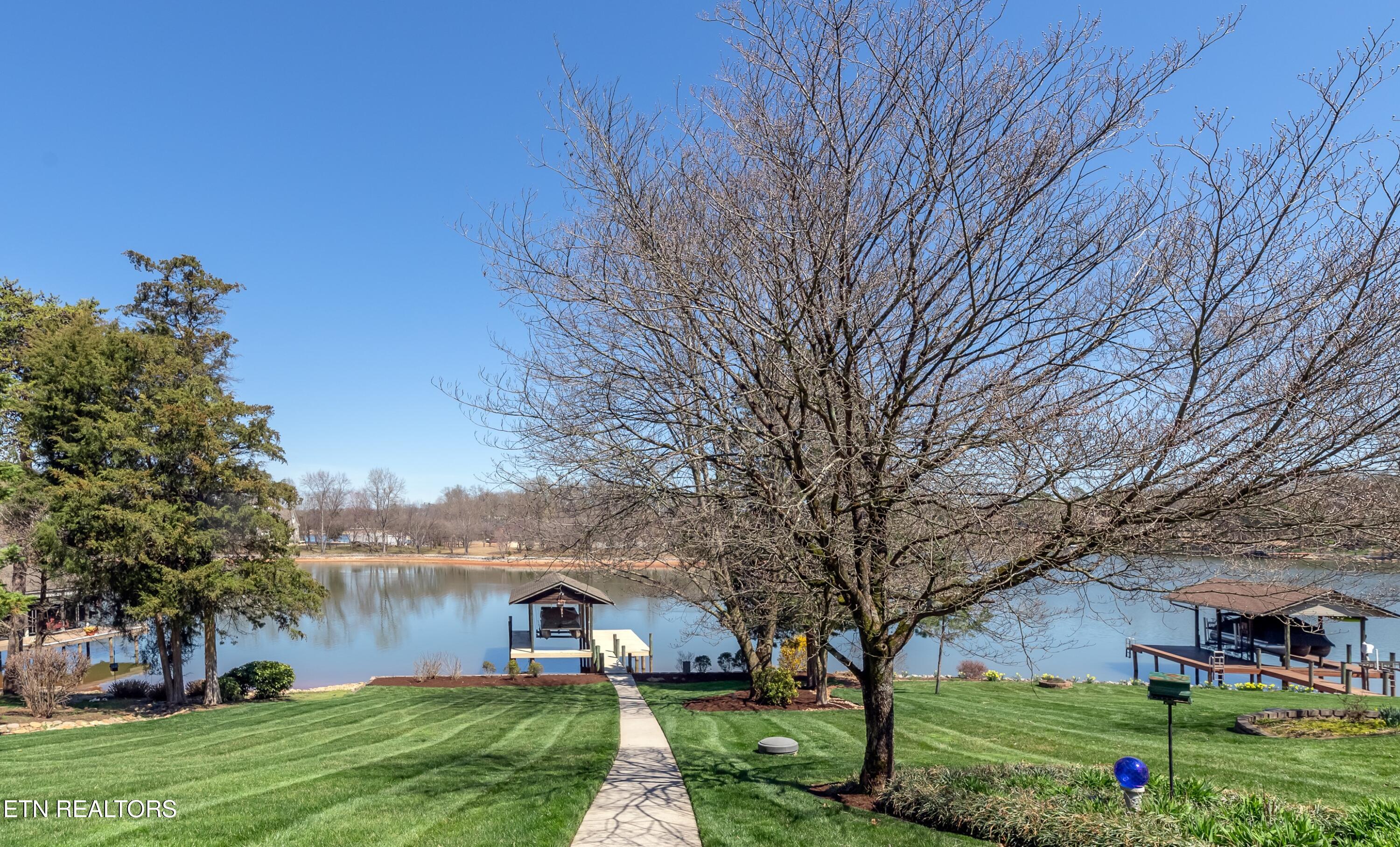 152 Inagehi Way Loudon, TN 37774 - Photo 7 of 32 152 Inagehi Way Lakefront