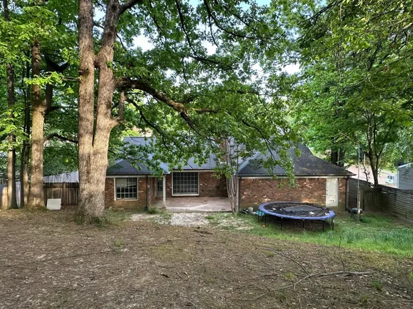 $1,750 | 8588 Kettering Drive, Cordova, TN 38016