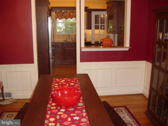 5806 Kenmore Road Baltimore, MD 21210 - Photo 2 of 20 Dining Room #2