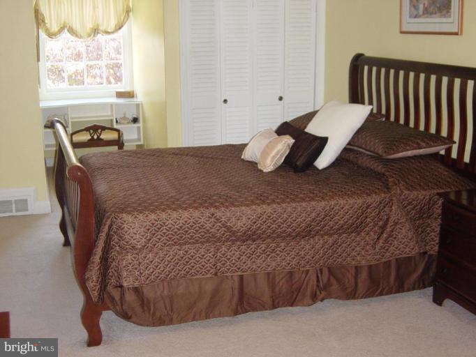 5806 Kenmore Road Baltimore, MD 21210 - Photo 12 of 20 Bedroom #1