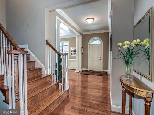 6324 Still Spring Place Alexandria, VA 22315 - Photo 7 of 30 Foyer