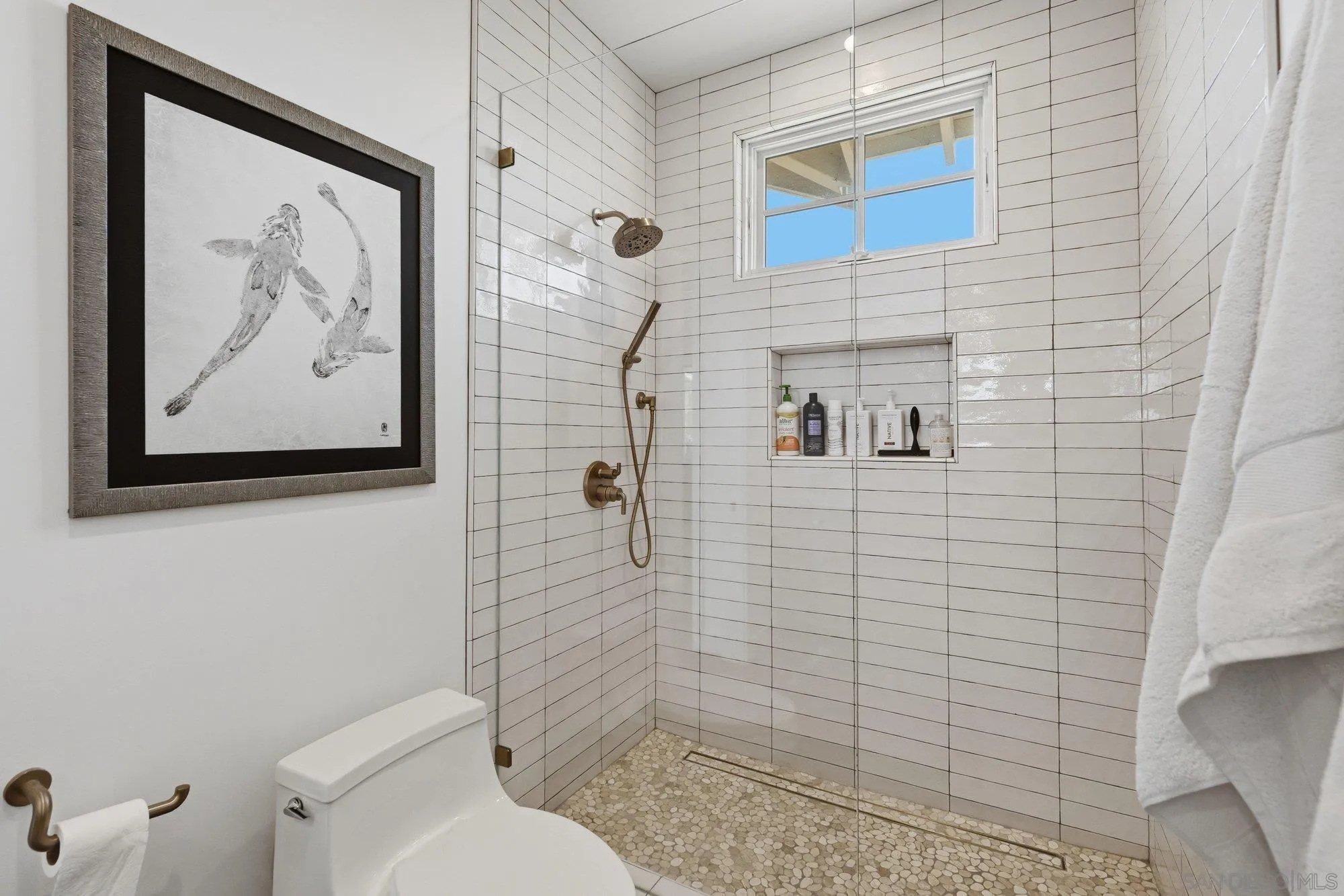 420-422 Bell Rnch Road Solana Beach, CA 92075 - Photo 19 of 58 Bathroom