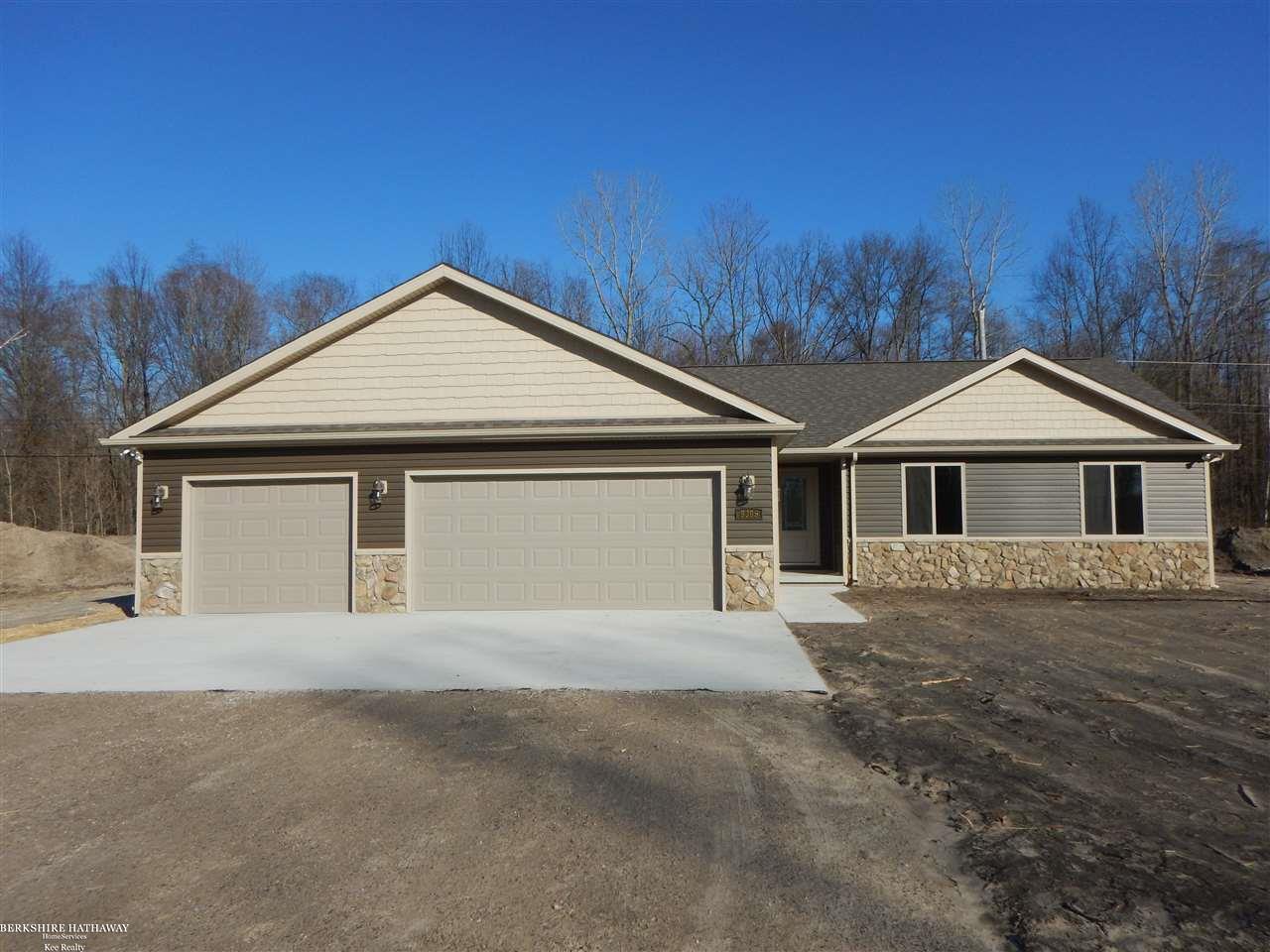 9288 Folkert Road Algonac, MI 48001 - Photo 2 of 26 31304611-1.JPG