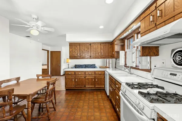 $585,000 | 181 Demorest Avenue, Avenel, NJ 07001