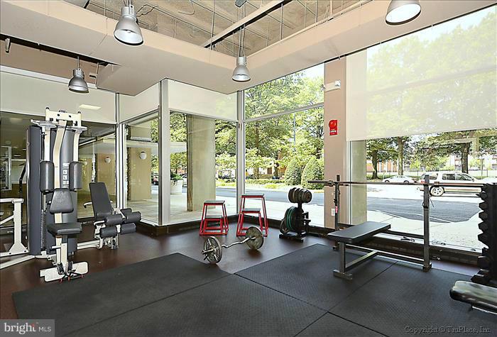 800 4th Street Southwest, Unit N304 Washington, DC 20024 - Photo 17 of 23 Fitness center
