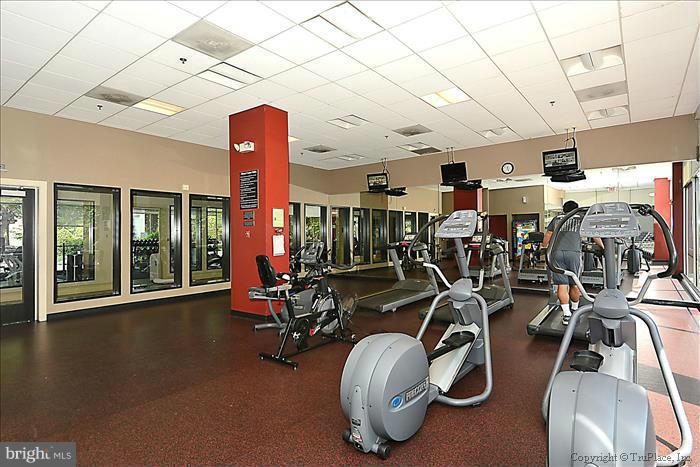800 4th Street Southwest, Unit N304 Washington, DC 20024 - Photo 18 of 23 Fitness center