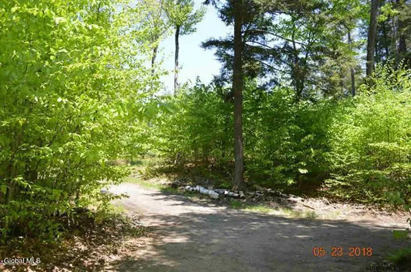 $210,000 | 23 Hemlock Ridge Lane, Bolton, NY 12814