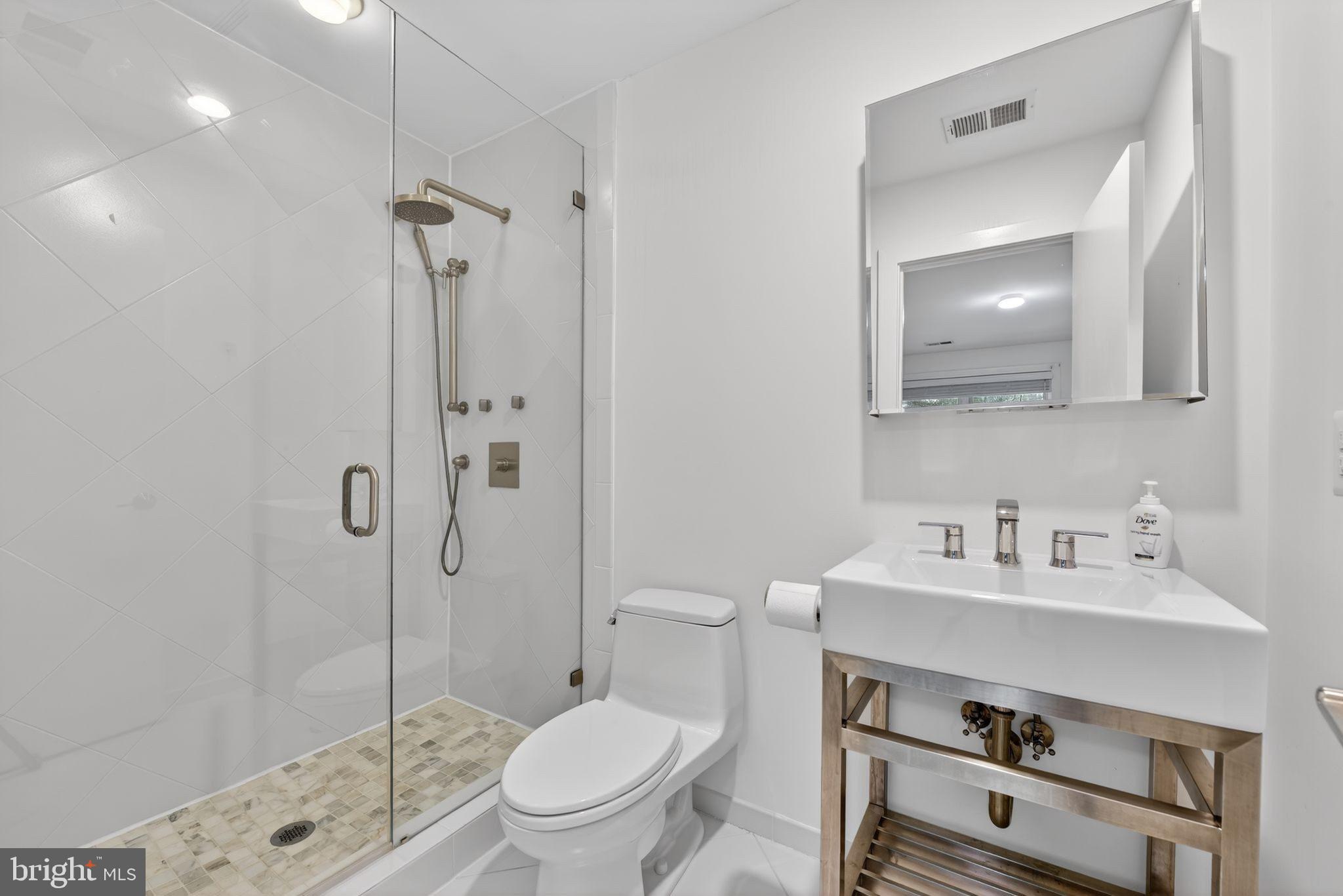 1605 Apricot Court Reston, VA 20190 - Photo 22 of 30