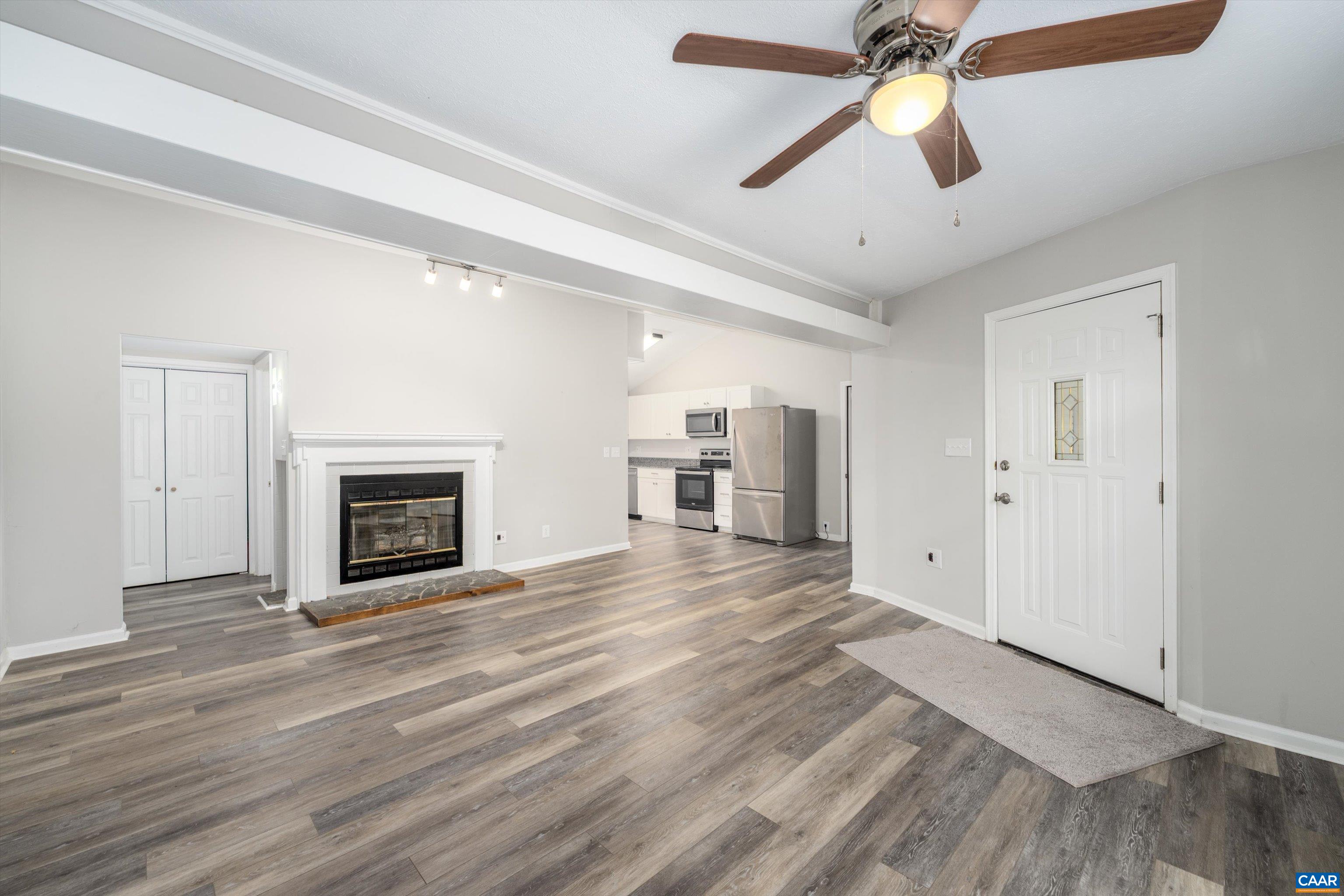 162 Larkspur Road Ruckersville, VA 22968 - Photo 6 of 43 Great Room