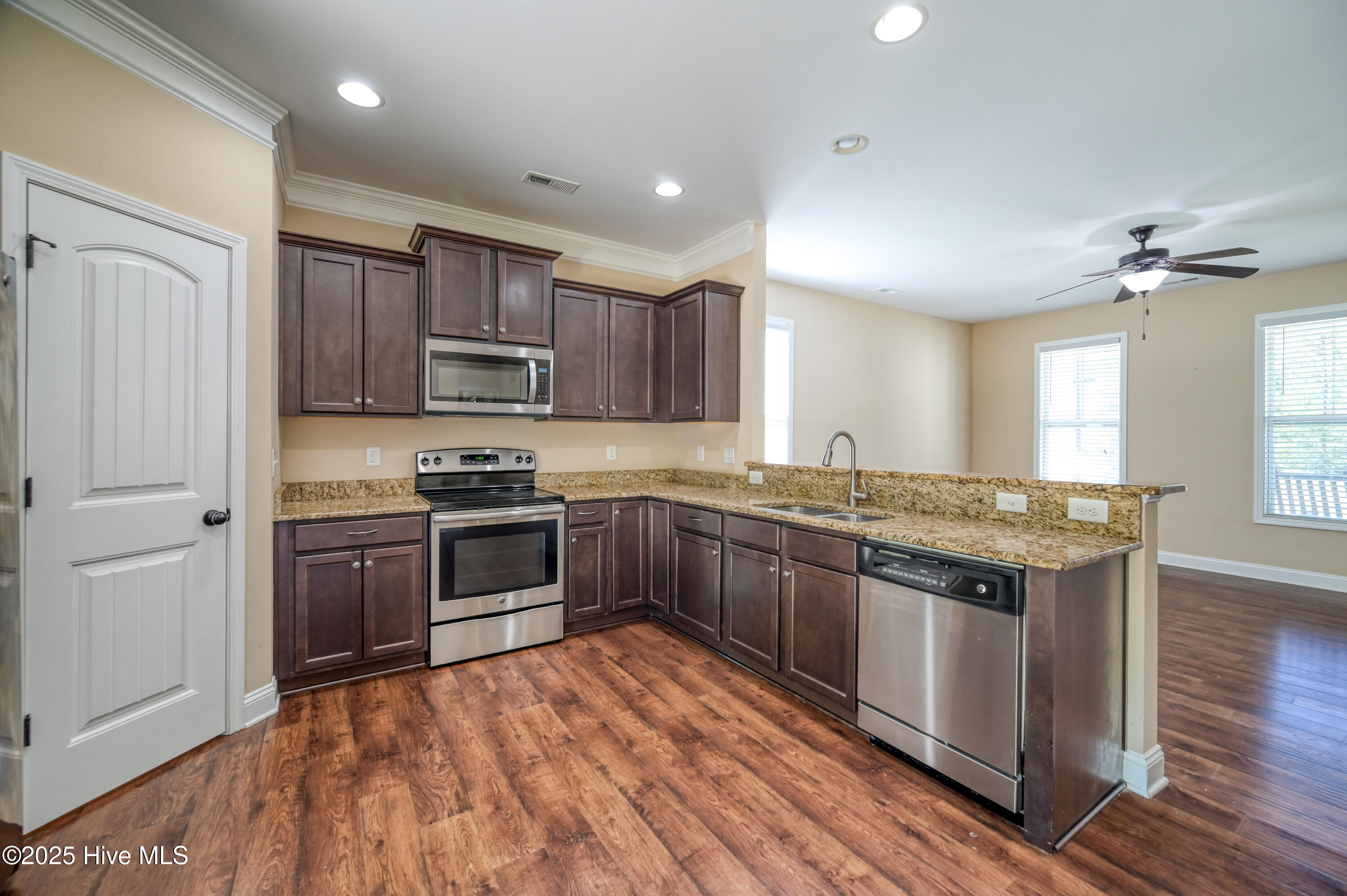 202 Bungalow Road Holly Ridge, NC 28445 - Photo 7 of 36 untitled-14