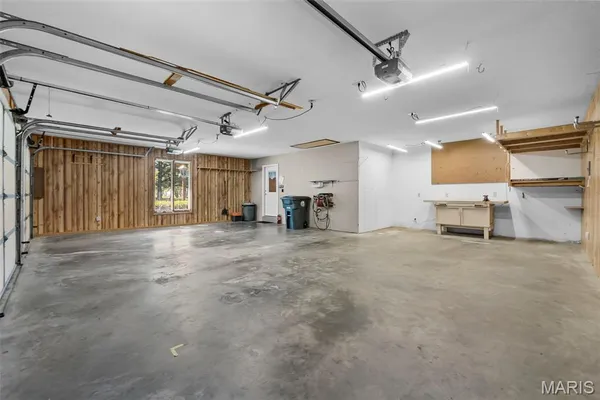 $589,000 | 283 South Lake Drive, Cape Girardeau, MO 63701