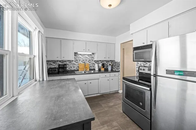 $269,000 | 3116 San Isabel Avenue, Pueblo, CO 81008