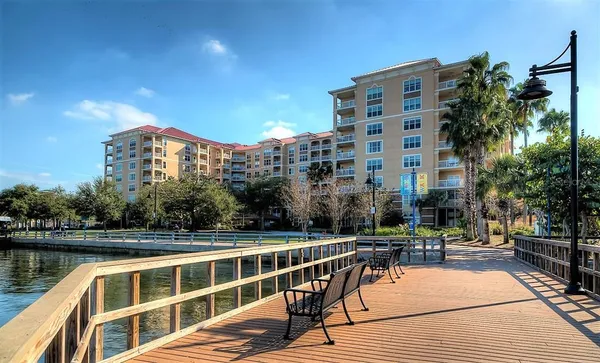 $3,000 | 808 3rd Avenue West, Unit 701, Bradenton, FL 34205