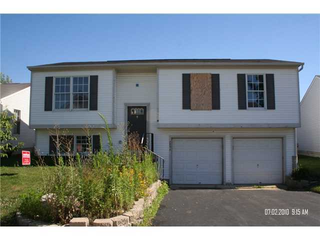 2996 Crocker Run Road Grove City, OH 43123 - Photo 1 of 15