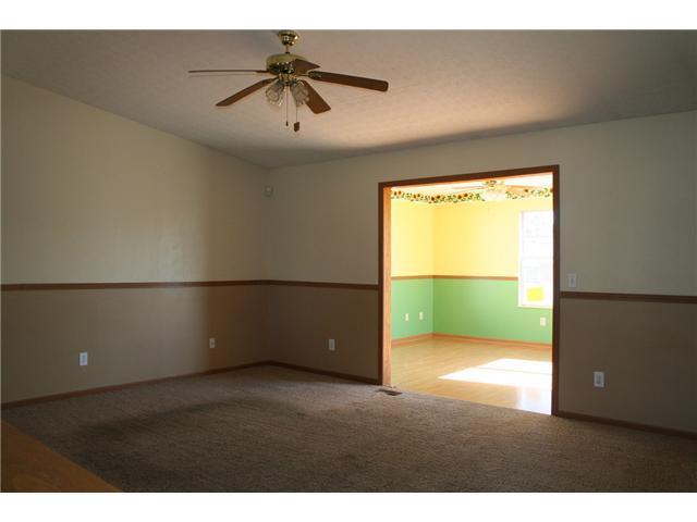 2996 Crocker Run Road Grove City, OH 43123 - Photo 2 of 15